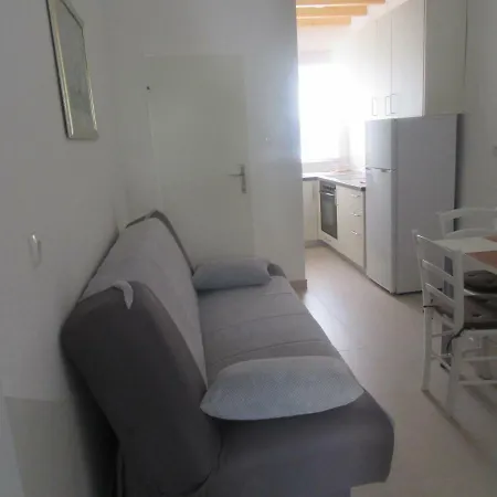 Vanesa Apartment *